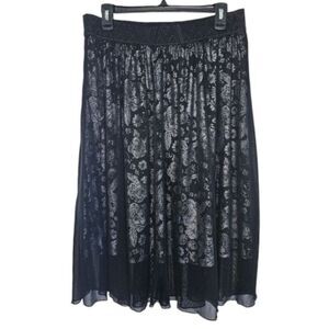 Lularoe Lola Skirt in Black and White Floral - Size Large